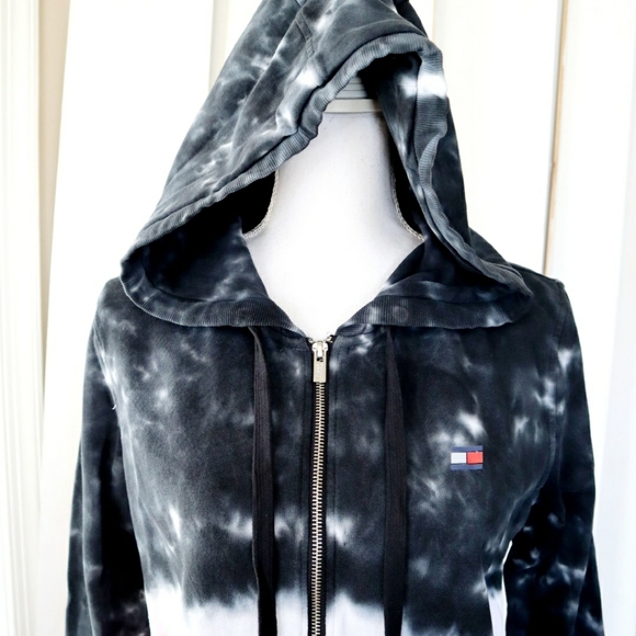 Tommy Hilfiger Black & Pink Tie-Dyed Hoodie - Picture 5 of 8